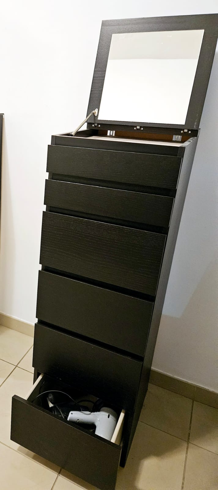 Almost New! Chest of 6 drawers, black-brown/mirror glass, AED 450