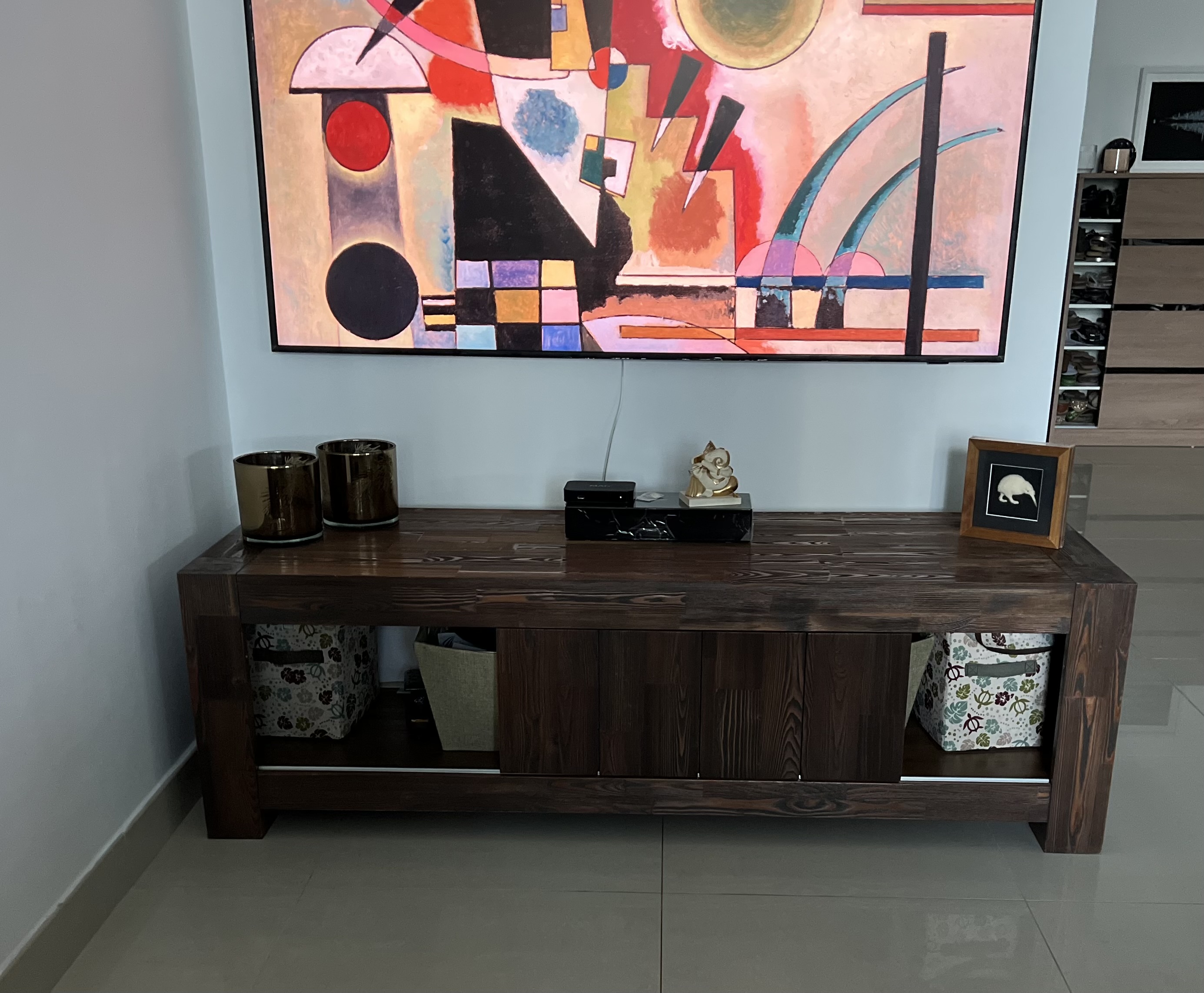 TV unit engineered wood