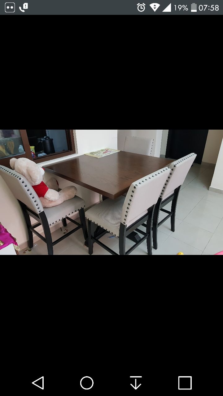 4+1 Dining table with chairs 